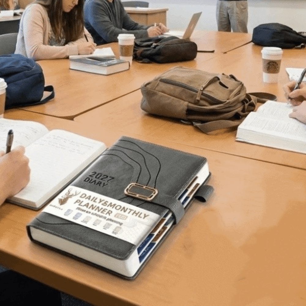 Gruby notatnik z harmonogramem – Leatherwork Plans recenzja i cena